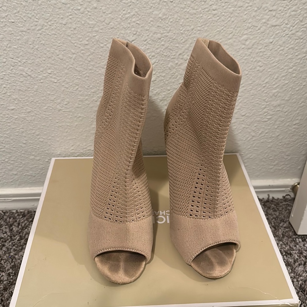 Cape Robbin Nude Heels